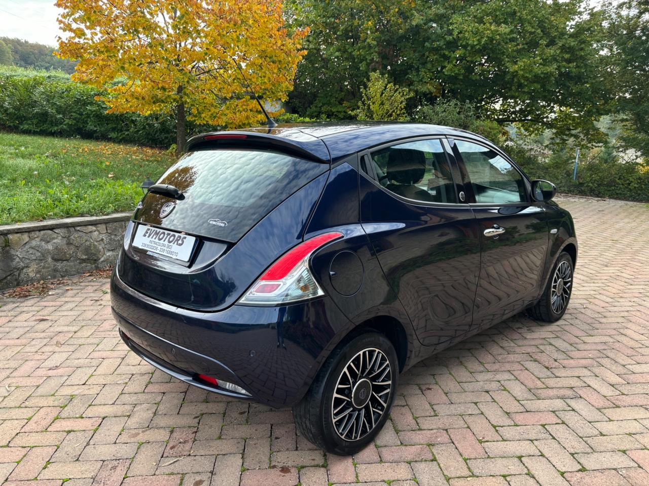 Lancia Ypsilon 1.2 69 CV 5 porte GPL Ecochic Gold