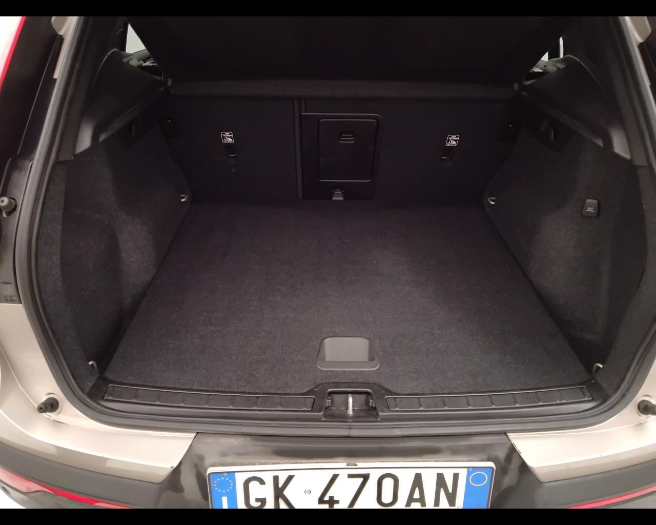 VOLVO XC40 2023 - XC40 1.5 t5 recharge phev Core auto