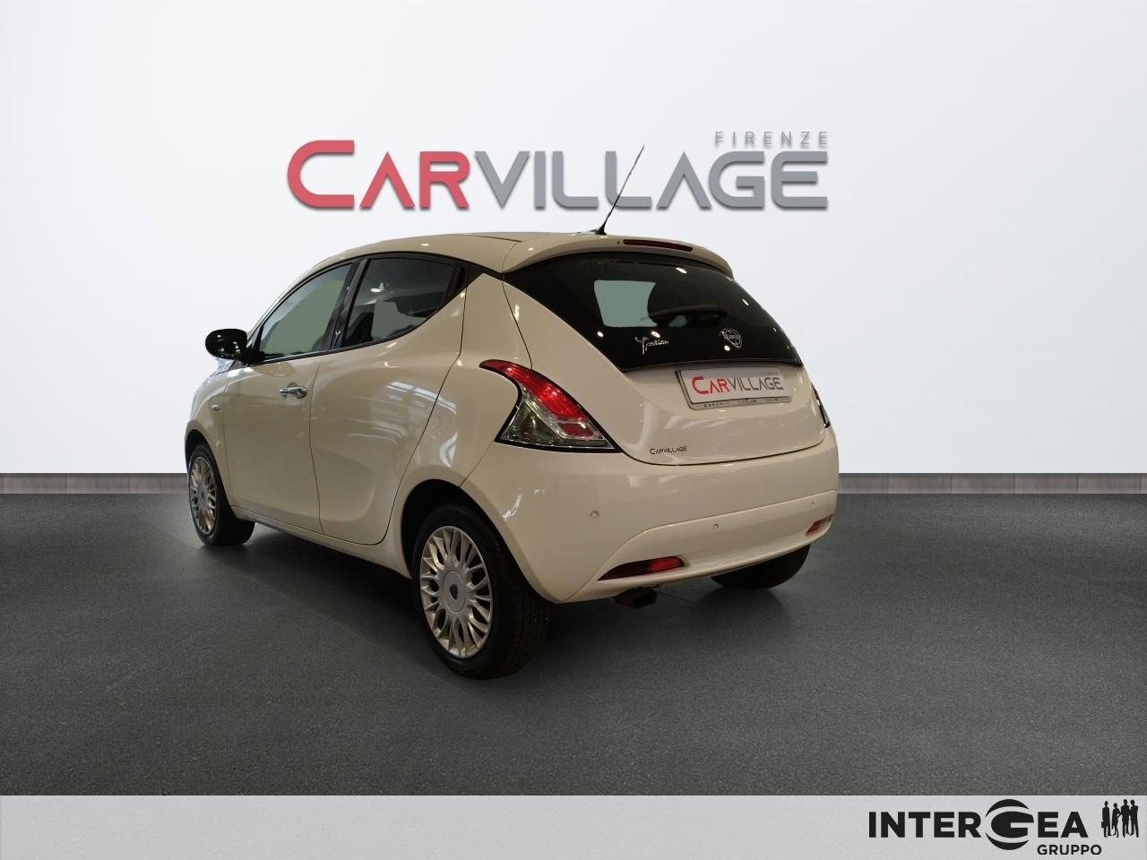 LANCIA Ypsilon 1.2 Gold 69cv my16