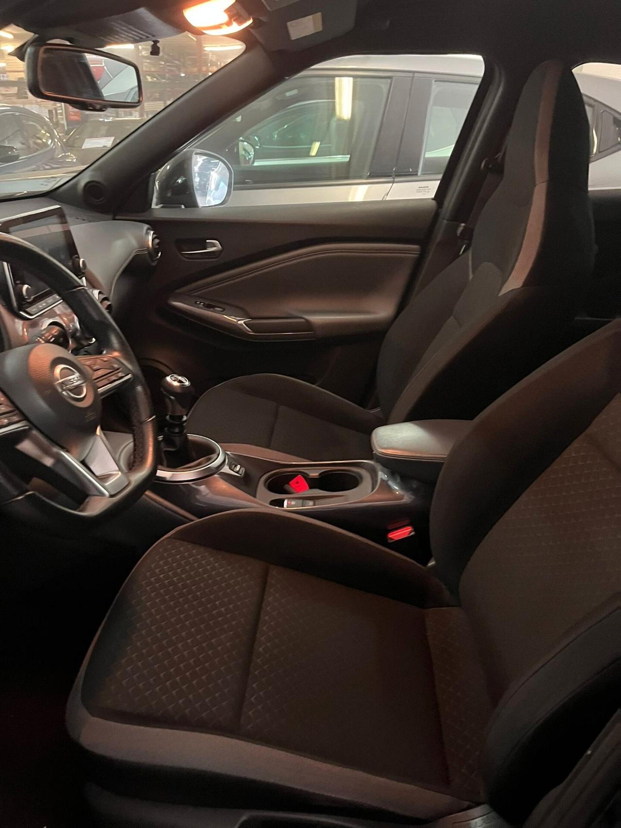 Nissan Juke 1.0 DIG-T 114 CV N-Connecta