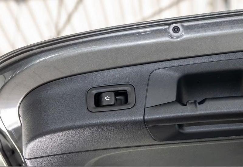 Mercedes-Benz GLA GLA 180 AMG Line ADVANCE PLUS LED CAMERA KEYLESS
