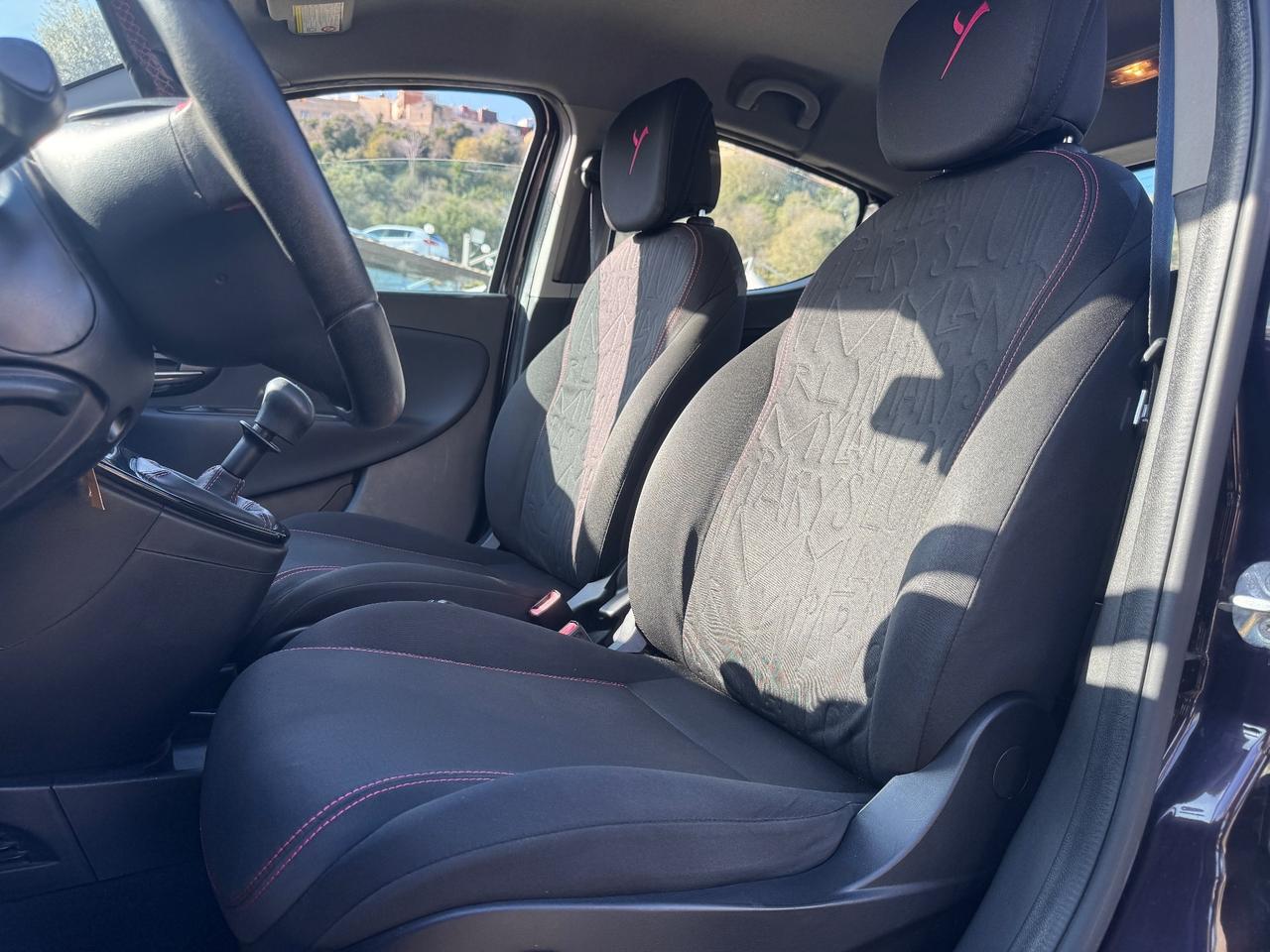 Lancia Ypsilon 1.2 5 porte