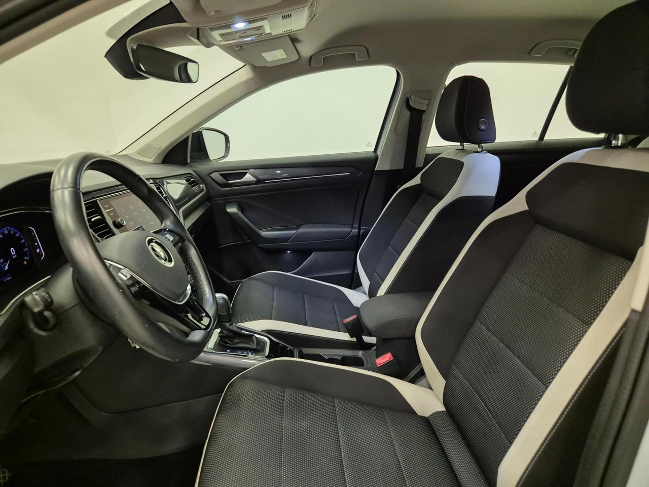 Volkswagen T-Roc 1.5 TSI Style dsg - Carplay - ACC/Lim - Sens. Park