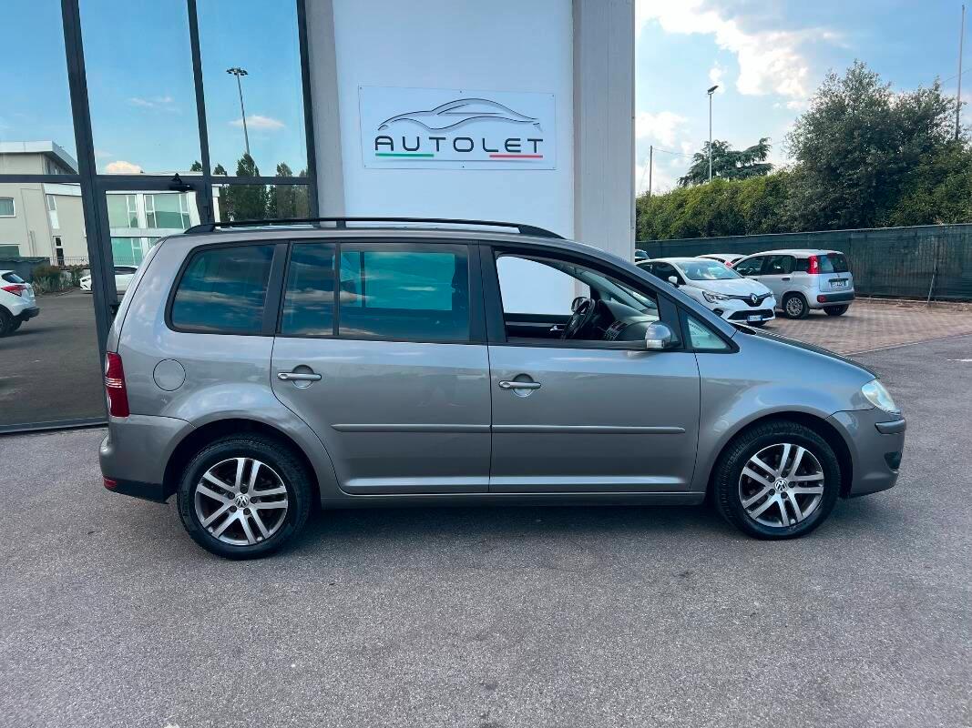 Volkswagen Touran 1.9 tdi Trendline - 7 POSTI -