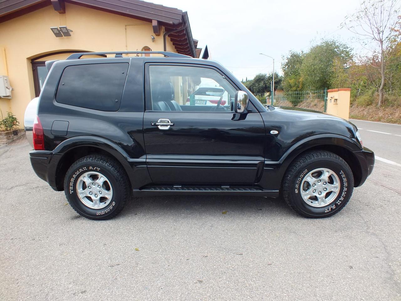 MITSUBISHI PAJERO 3.2 16V DI-D CORTO GLX