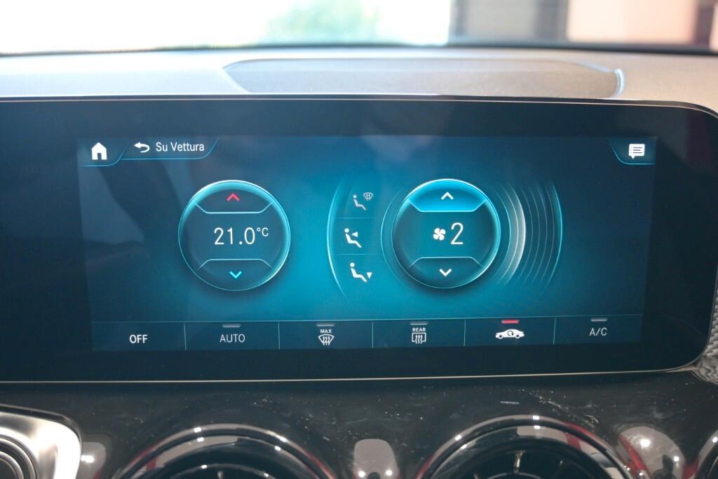 MERCEDES-BENZ GLB 180D 115CV AUTOMATIC BUSINESS SOLUTION ( CRUISE - PELLE - NAVI PREMIUM - MIRROR - PARK ASSIST - TELECAMERA POST. )