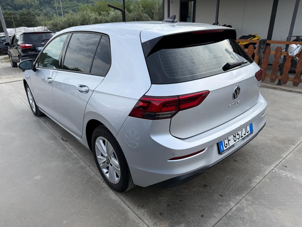 Volkswagen Golf 8 2.0 TDI 115 CV