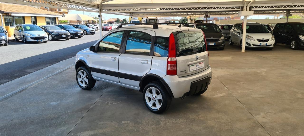 Fiat Panda 1.3 Mjt 4x4 Climbing Blocc. Differenziale ELD