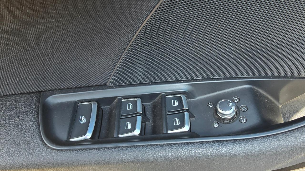 Audi A3 Cabrio 1.6 TDI clean diesel Ambition