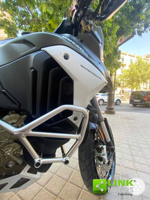 DUCATI Multistrada V4 S travel & radar