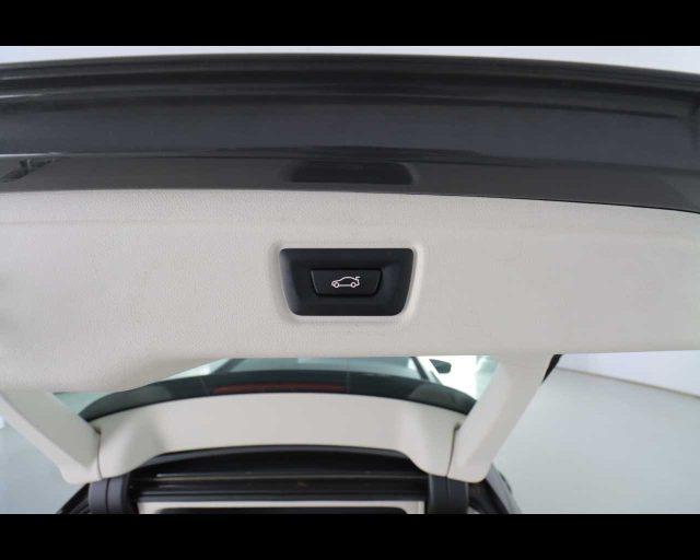 BMW 318 d 48V Touring Business Advantage