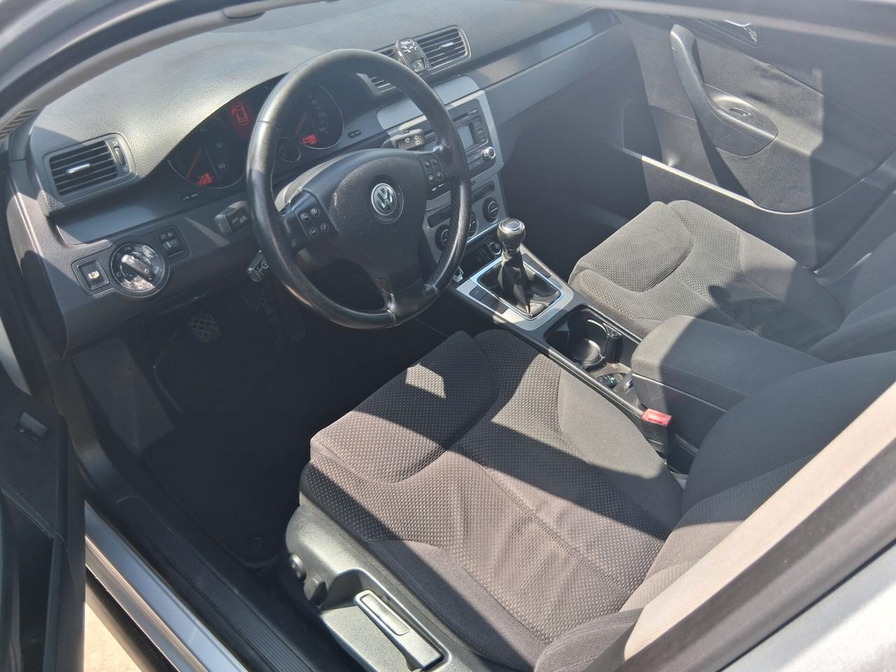 Volkswagen Passat 2.0 TDI DPF Comfortline