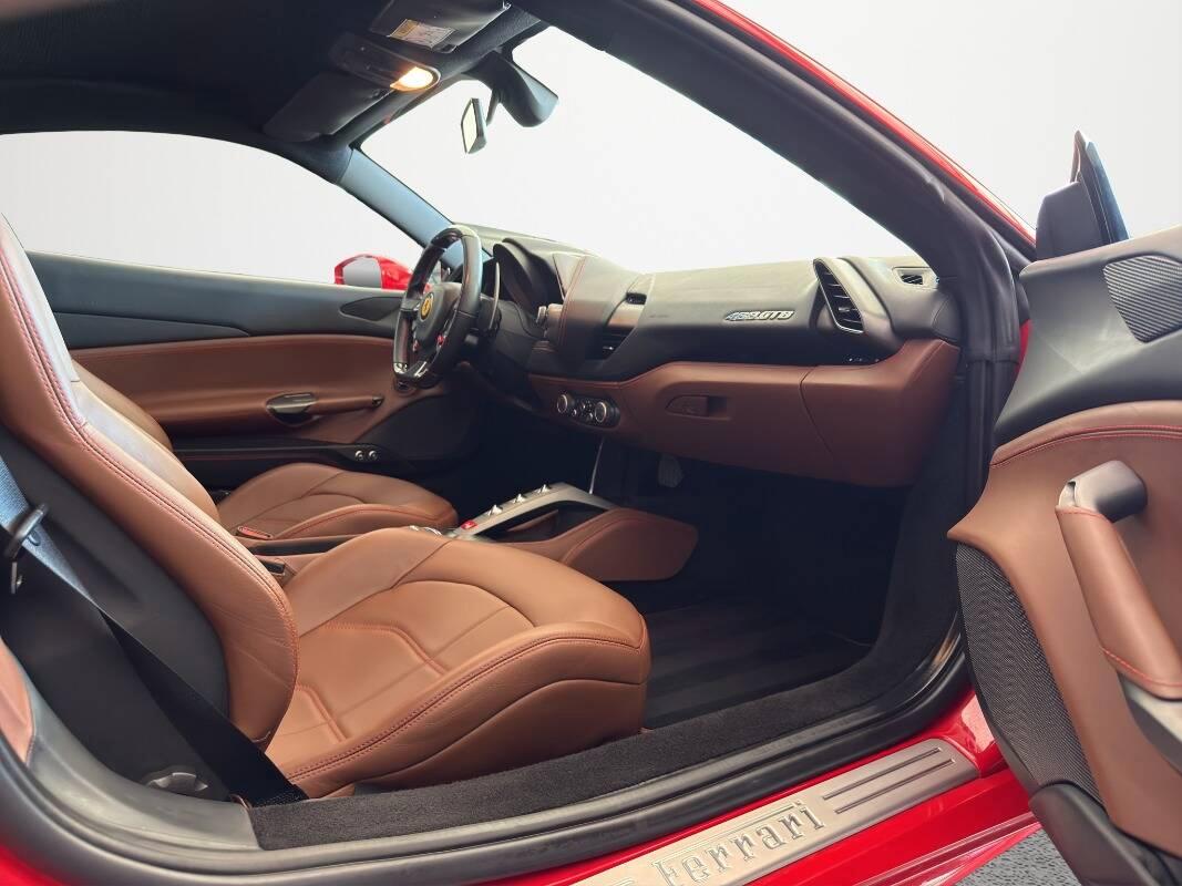 Ferrari 488 Coupe 3.9 GTB UFFICIALE ITALIANA
