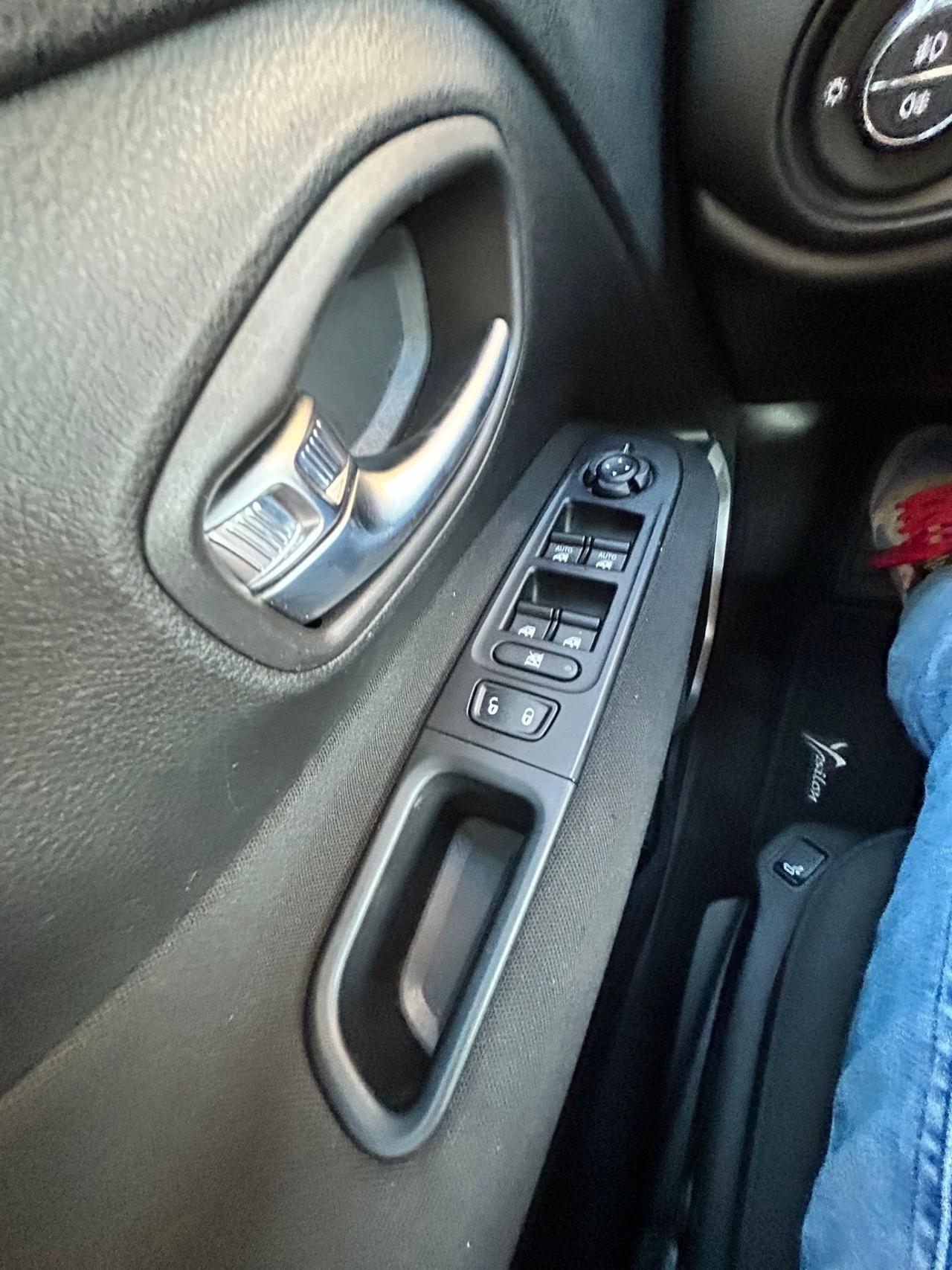 Jeep Renegade 1.6 Mjt 130 CV Longitude