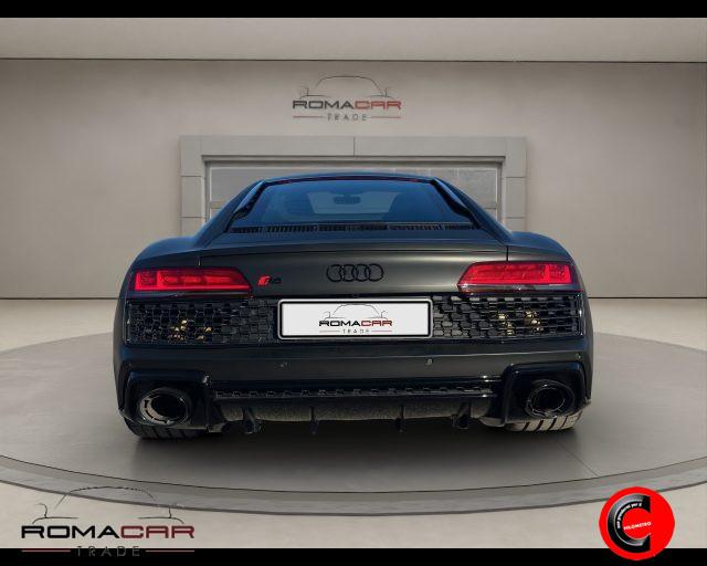 AUDI R8 Coupé V10 RWD S tronic performance