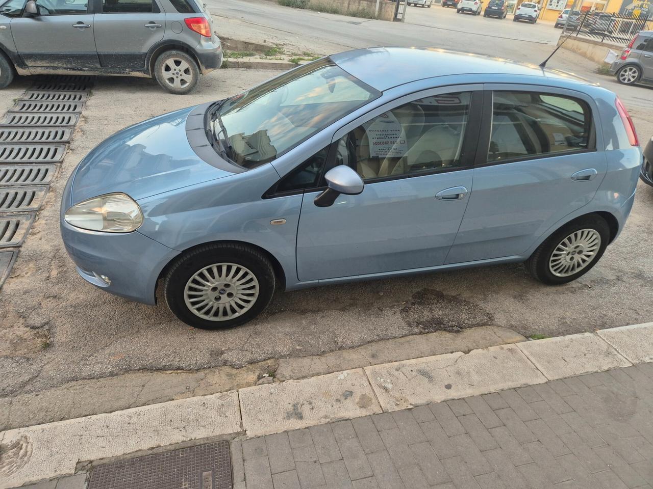 FIAT GRANDE PUNTO 1.3 MJET 75 CV KM CERTIFICATI