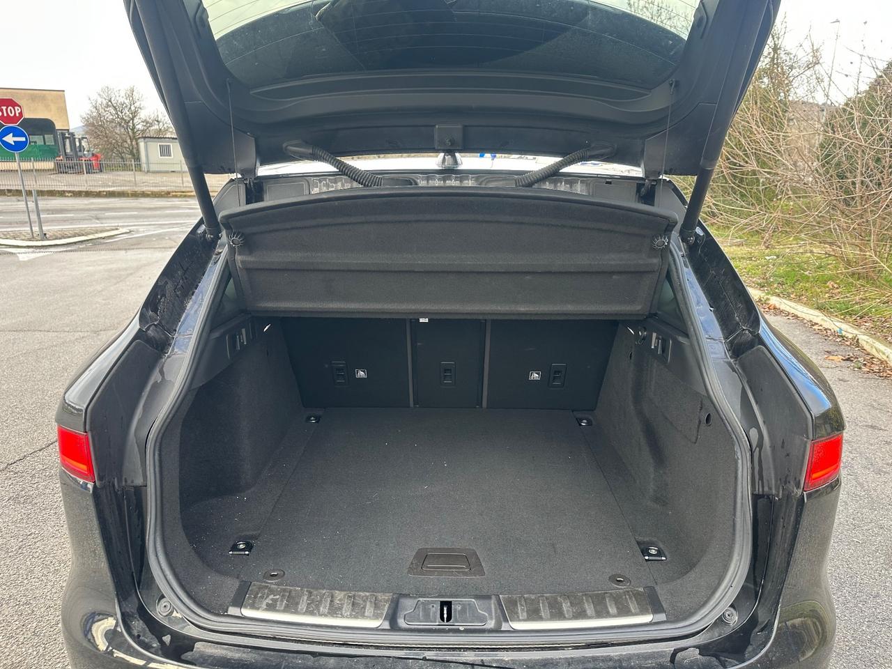 Jaguar F-Pace 2.0 D 240 CV AWD aut. Portfolio