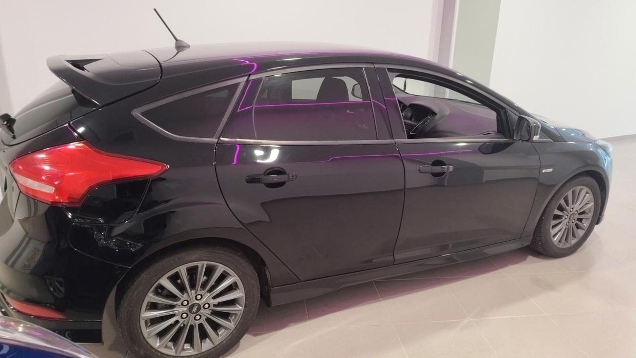 Ford Focus 1.5 TDCi 120 CV Start&Stop ST Line