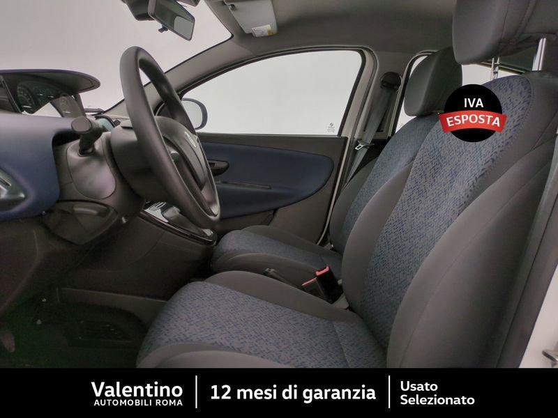 Lancia Ypsilon 1.0 FireFly 5 porte S&S Hybrid Silver Plus