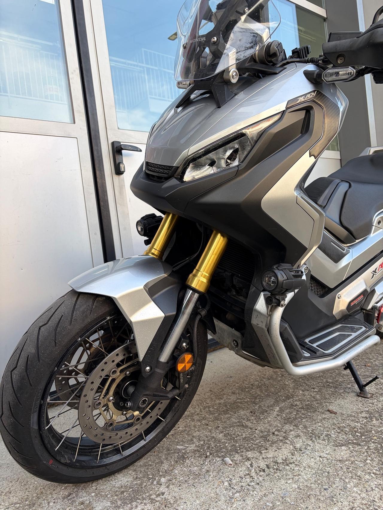 Honda X-ADV 750
