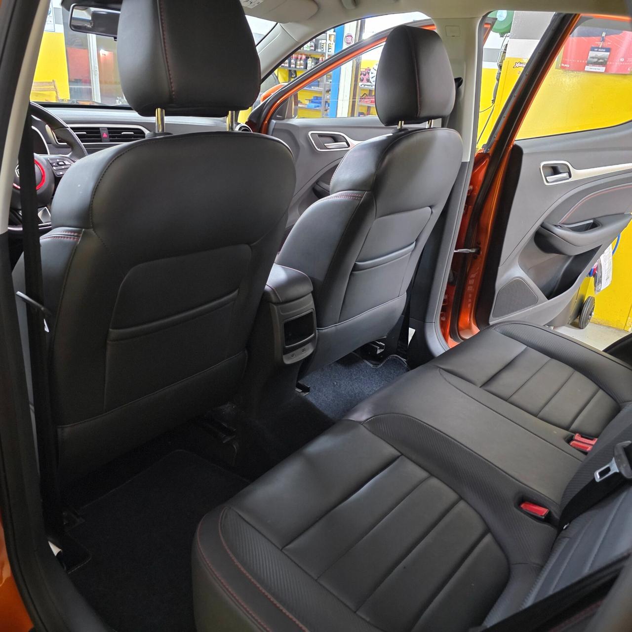 Mg ZS 1.5 VTi-tech Luxury AZIENDALE