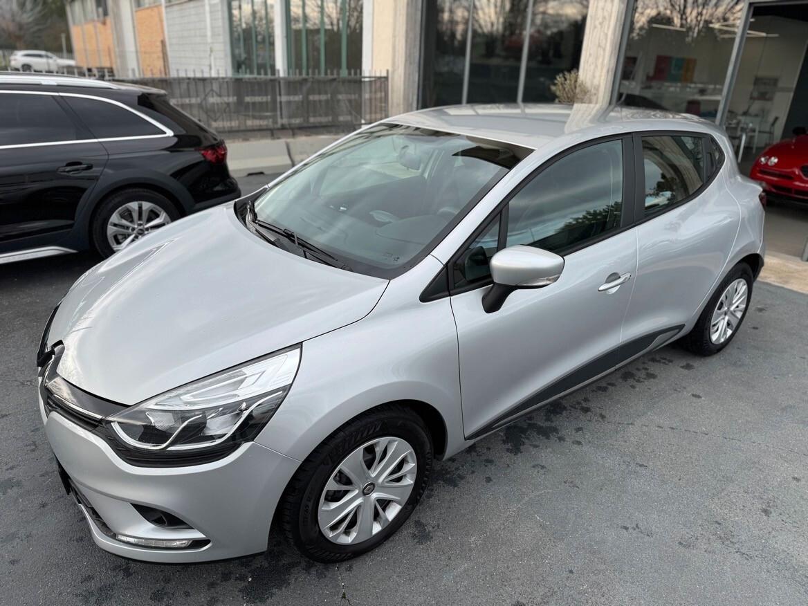 Renault Clio dCi 8V 75 CV 5 porte Business Neopatentati