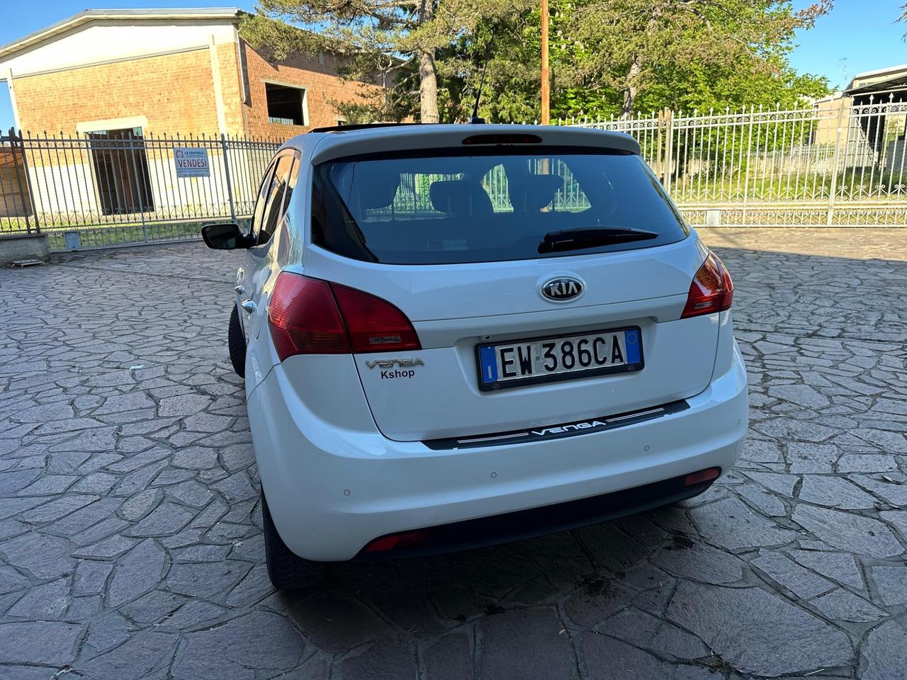 Kia Venga 1.4 CVVT Cool. 79000 KM