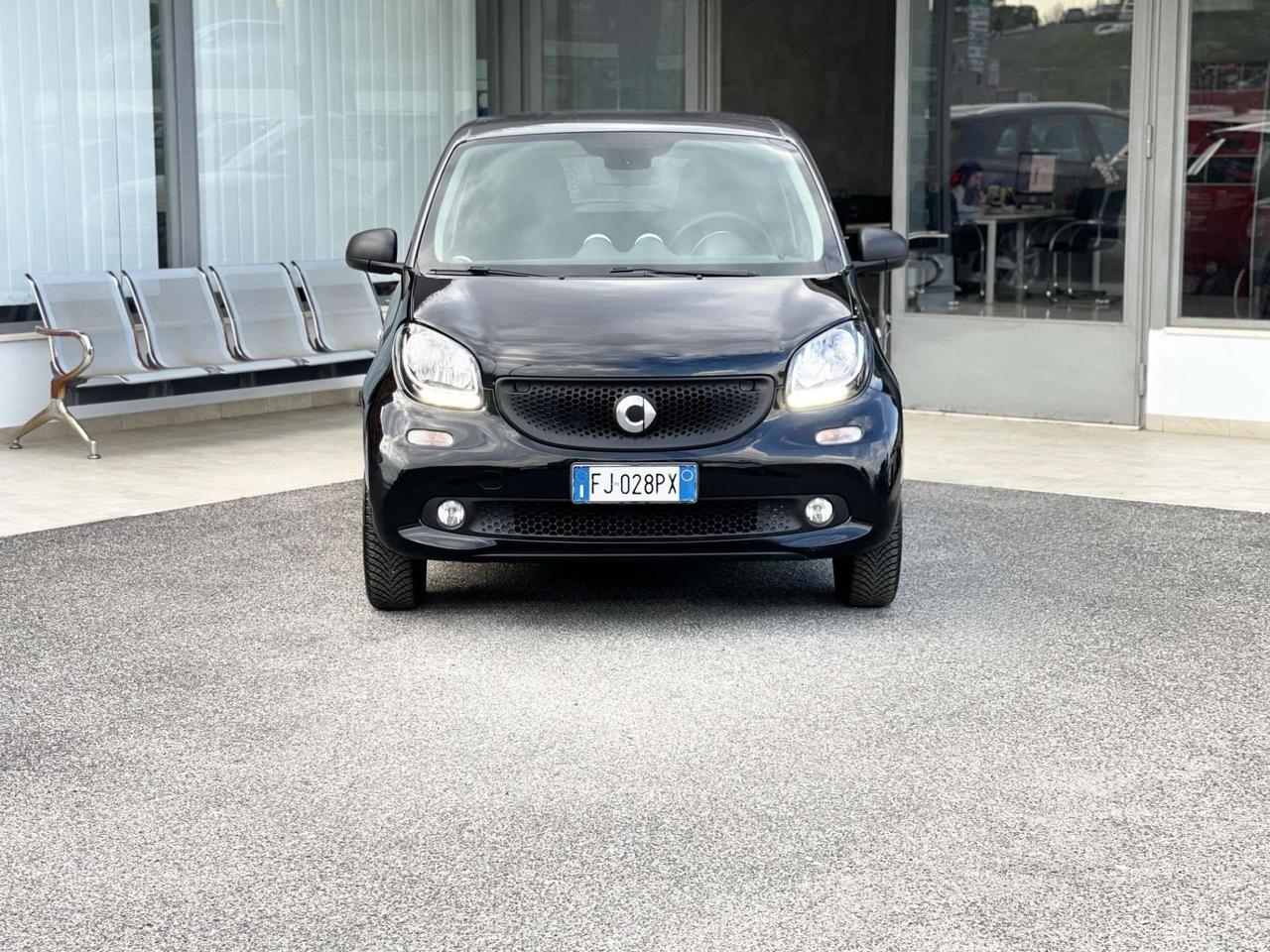 smart forFour 1.0 Benzina 71CV E6 Neo - 2017
