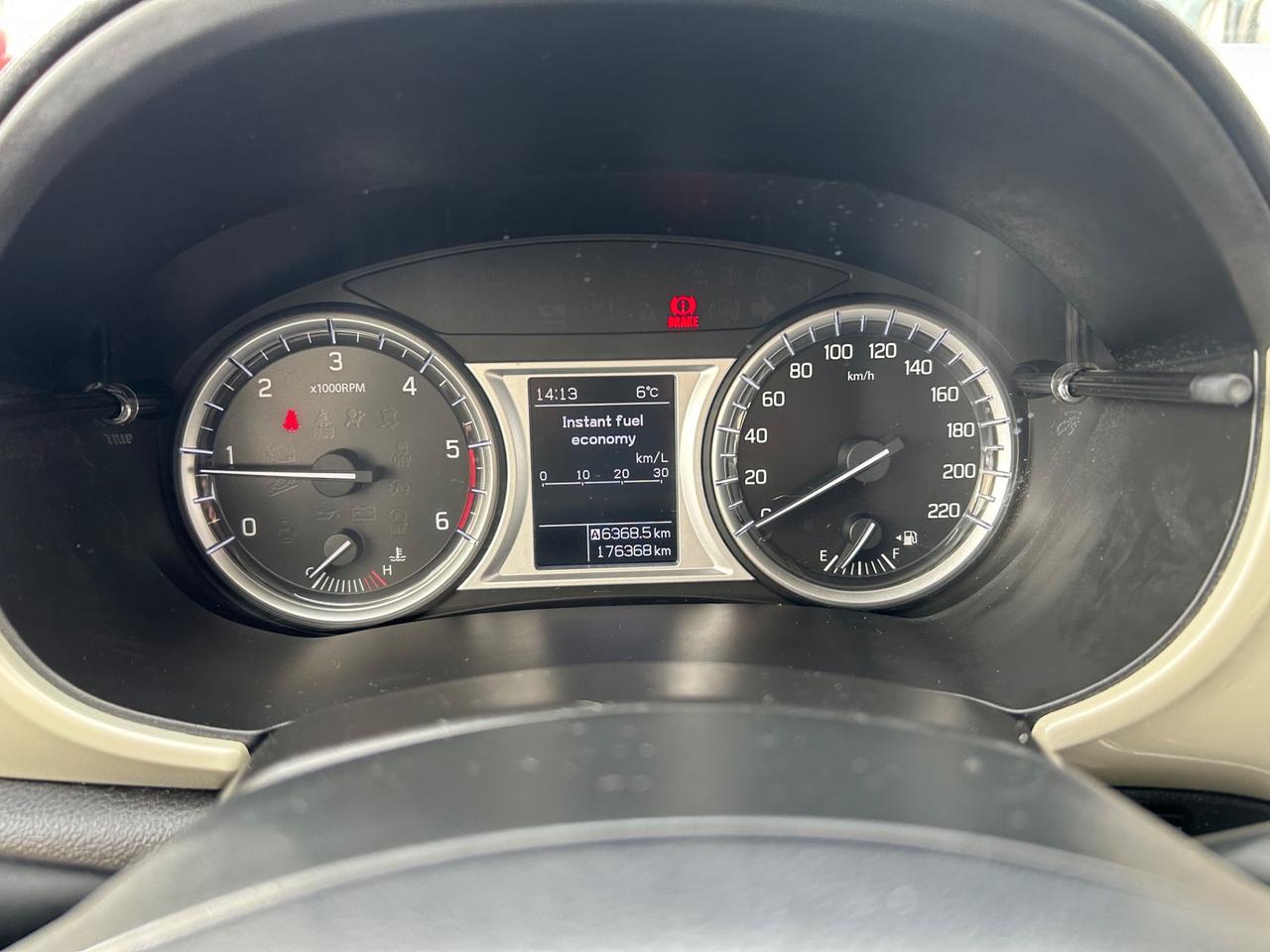 Suzuki Vitara 1.6 DDiS V-Top Euro6