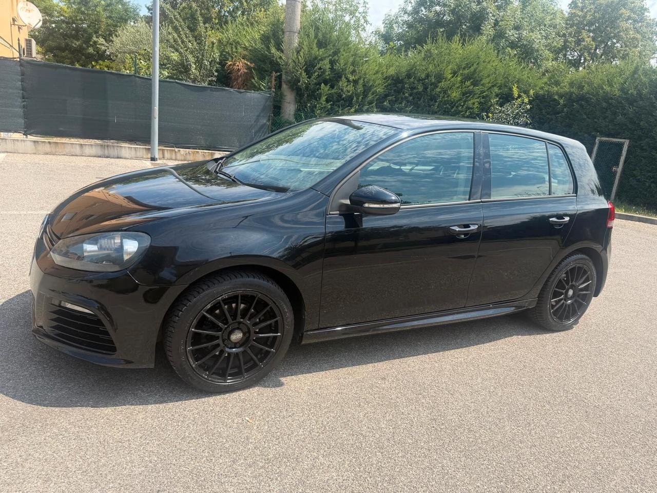 Volkswagen Golf 1.4 Gpl - NEOPATENTATI - 12 MESI DI GARANZIA -