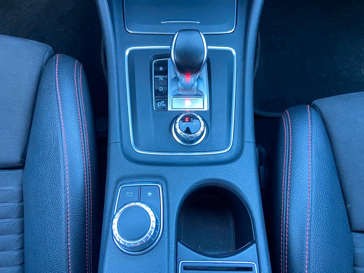 Mercedes-Benz A 45 AMG 4matic 381cv auto