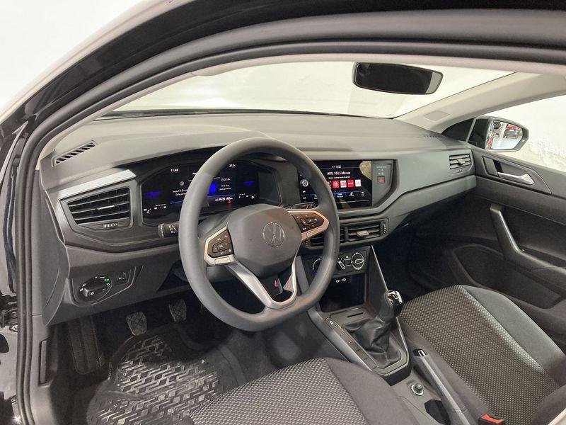 Volkswagen Polo 1.0 Young