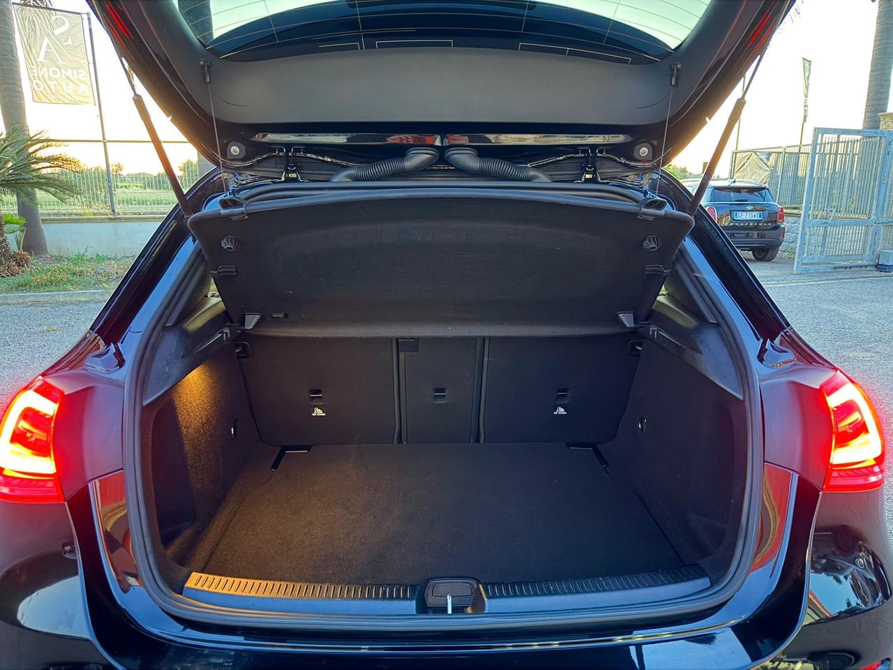 Mercedes-benz A 180d 2.0 Automatic Sport Plus Ambient