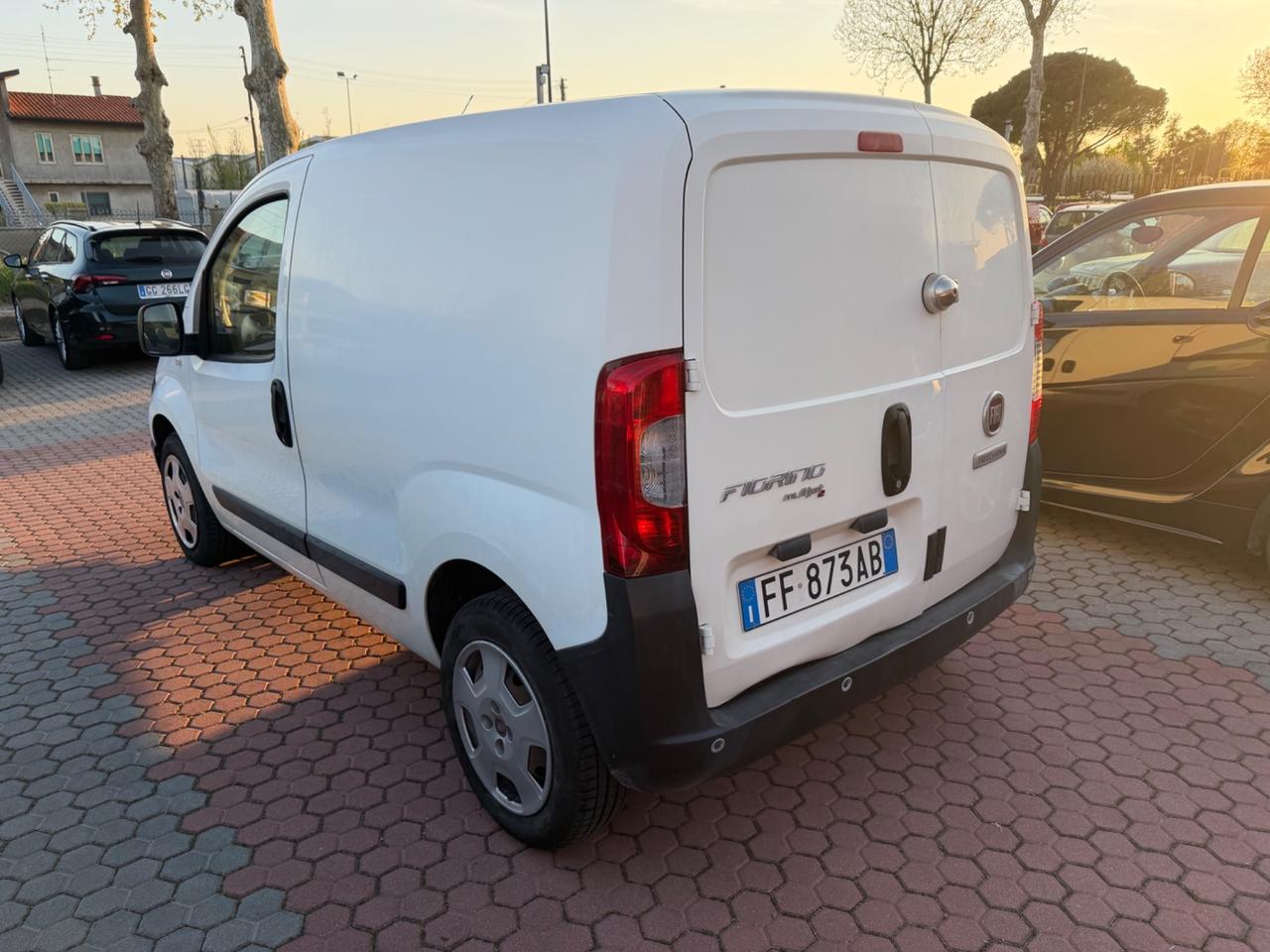 FIAT FIORINO diesel 1.3 GRIGLIA APRIBILE, SEDILE RIBALTABILE