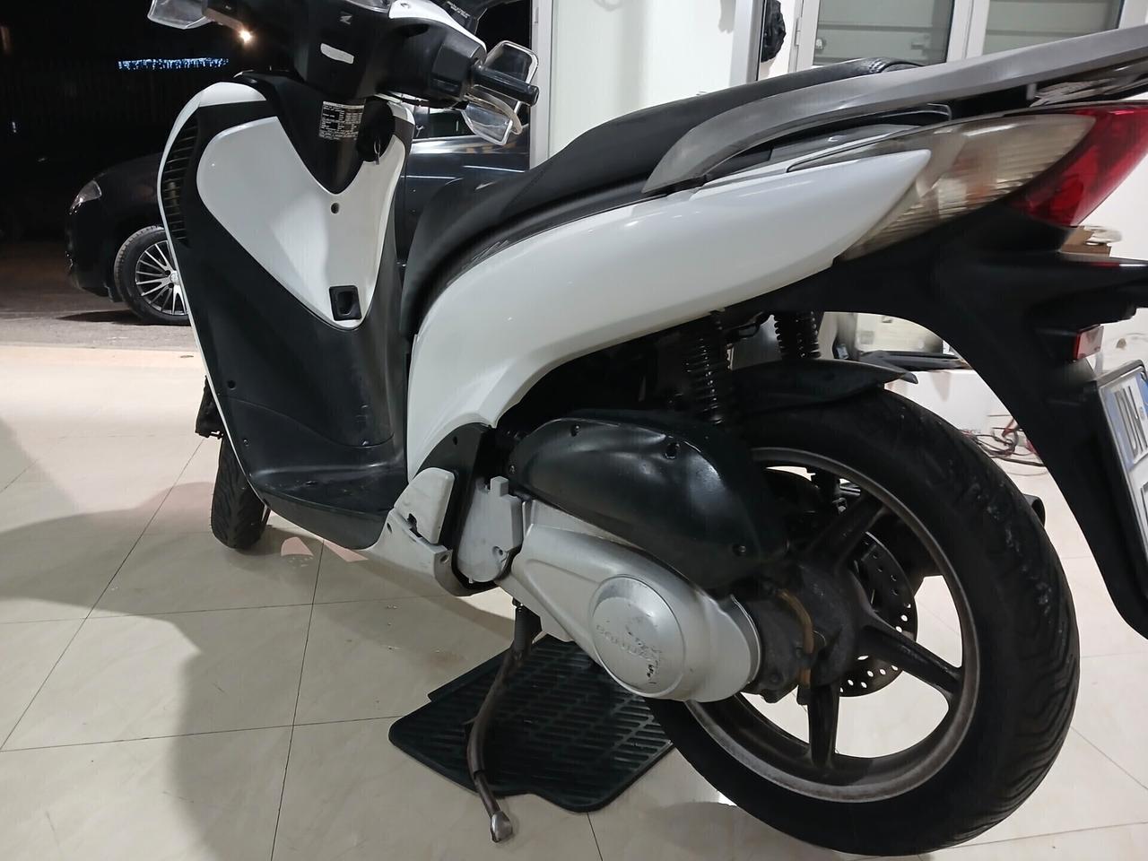 SH 125 GARANTITO 12 MESI