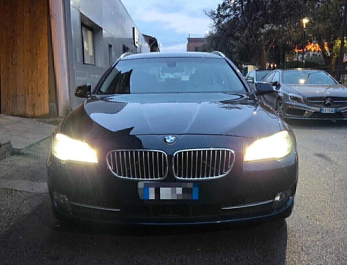 Bmw 530d X-Drive full-optional (Rara)