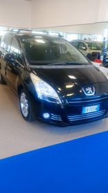 Peugeot 5008 1.6 THP 156CV Féline