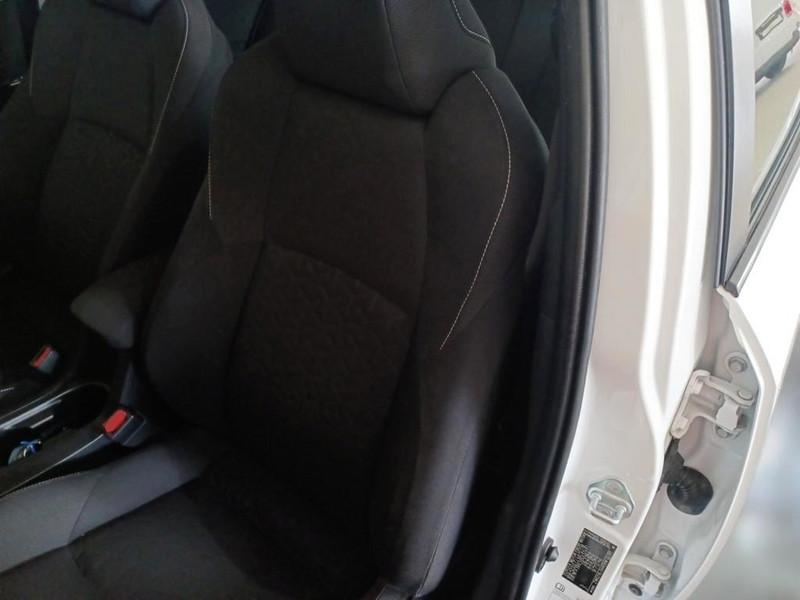 TOYOTA COROLLA 1.8 HYBRID BUSINESS 5 PORTE BERLINA