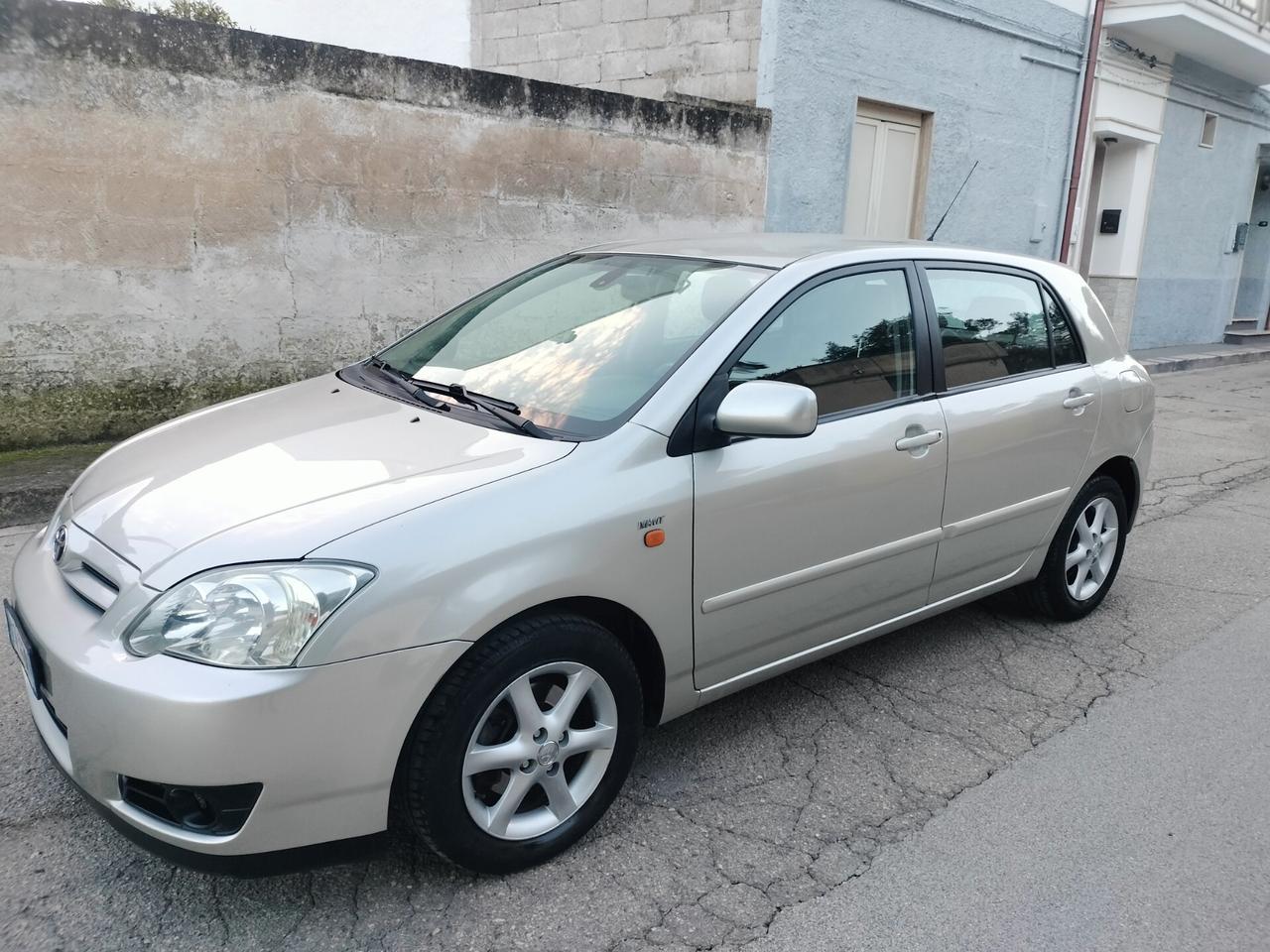 Toyota Corolla 1.4 D-4D M-MT 5 porte