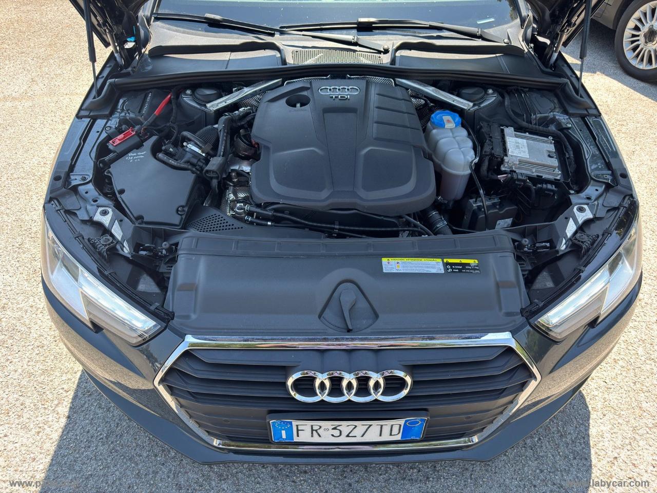 AUDI A4 2.0 TDI 150CV S tronic S line edition