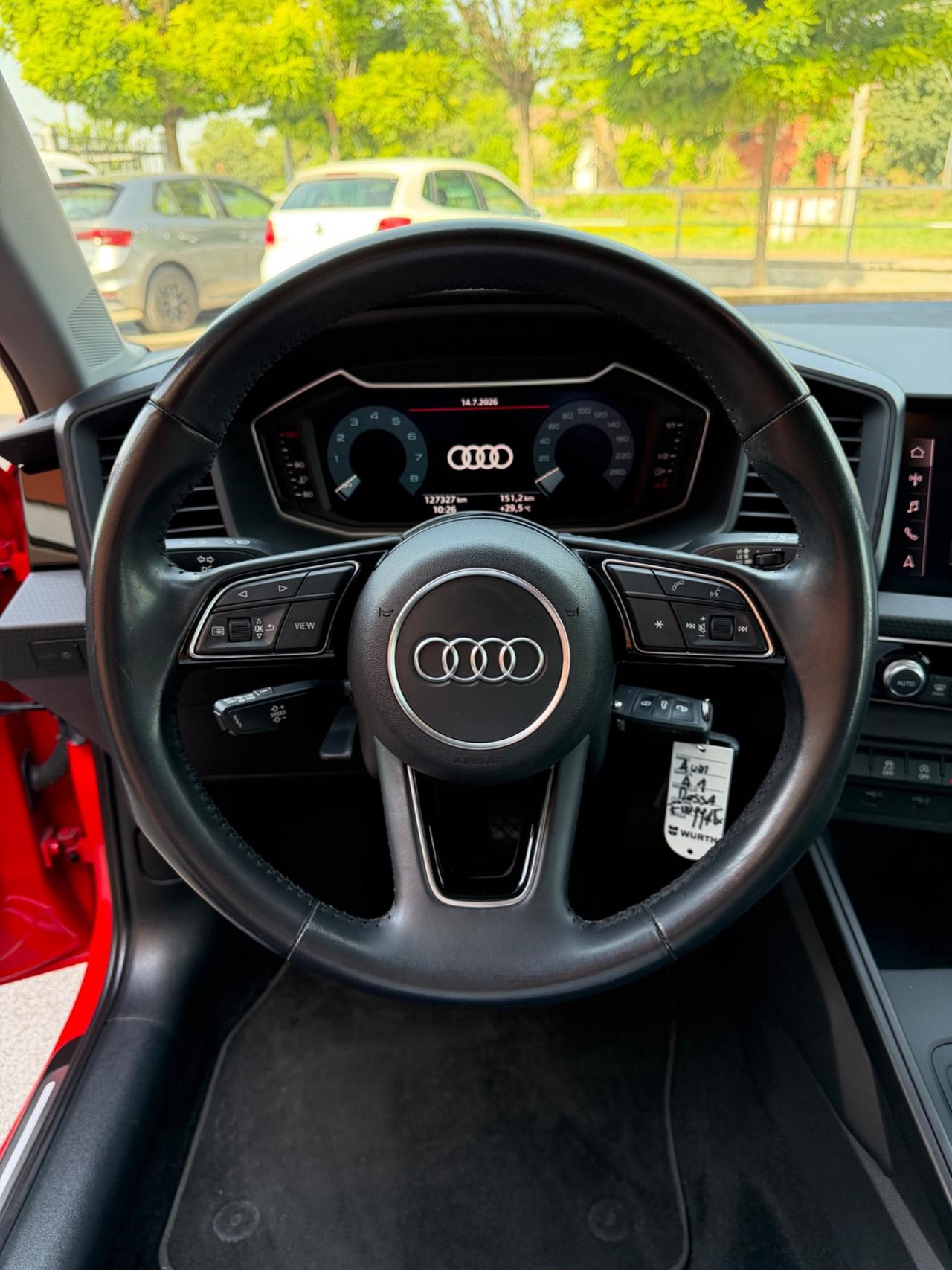 Audi A1 SPB 30 TFSI S tronic line edition