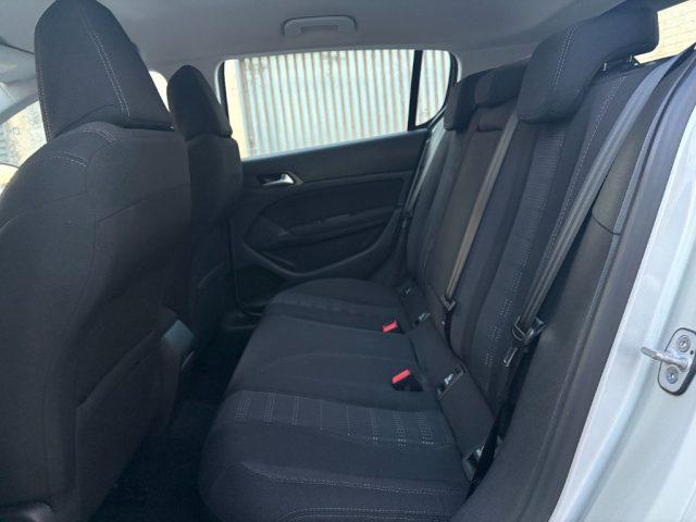 PEUGEOT 308 1.6BlueHDi 120 Allure