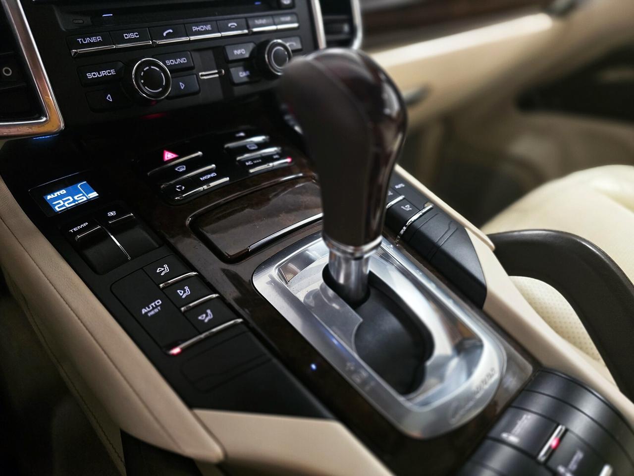 Porsche Cayenne 3.0 V6 TDI TIPTRONIC_SERVICE BOOK_NO SUPERBOLLO!