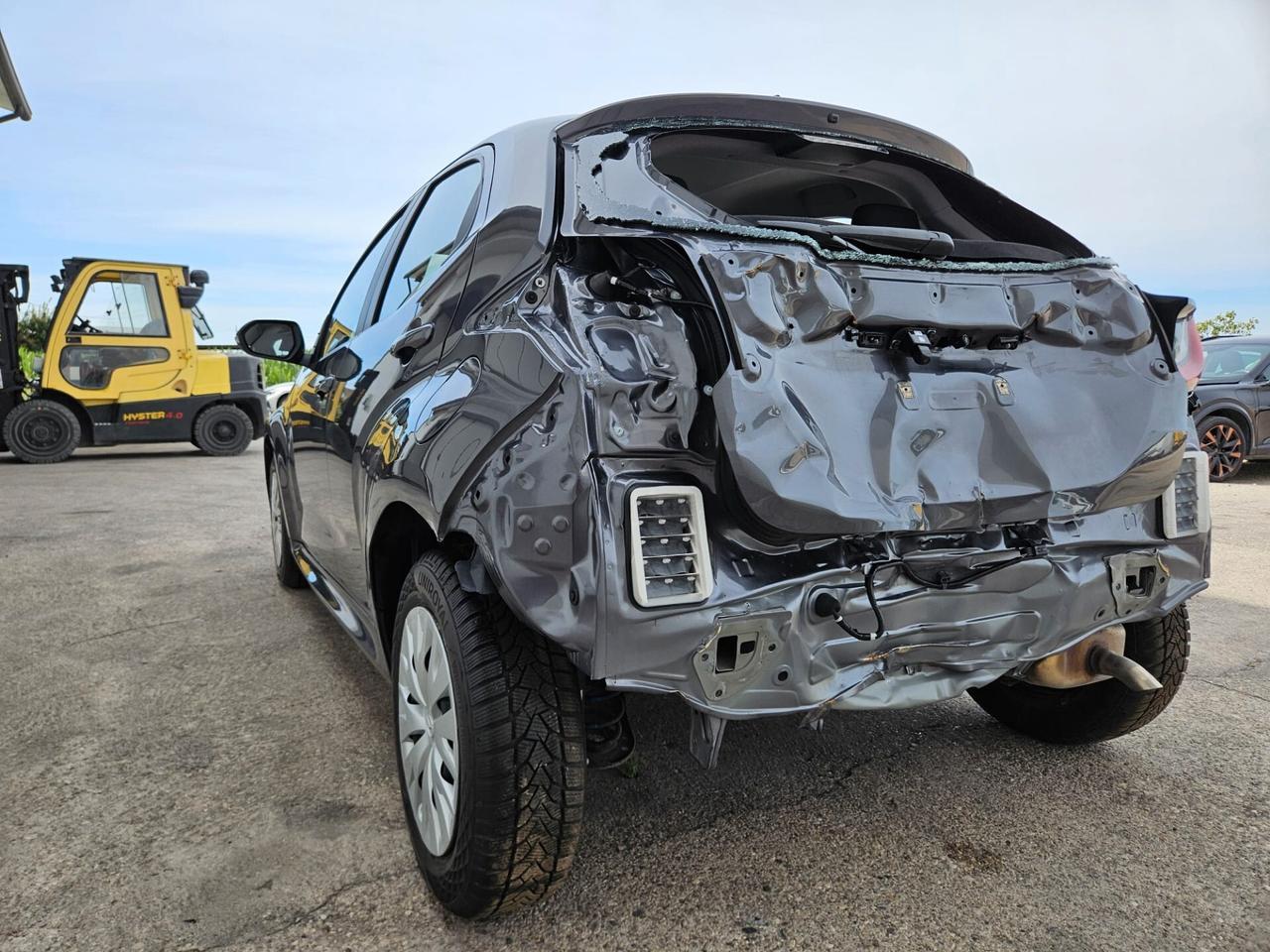 Mazda 2 1.5 vvt full hybrid electric e-cvt START INCIDENTATA