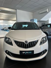 LANCIA YPSILON 1.0 HYBRID 70CV 2024 PLATINO