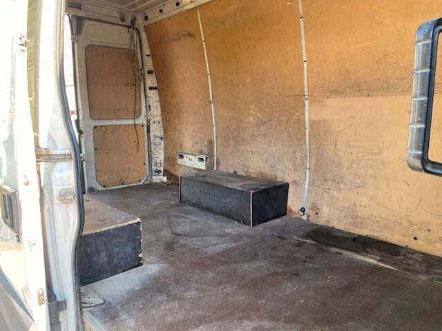 Iveco Daily 35S12V 2.3 Hpi TDI PC-TN Furgone L