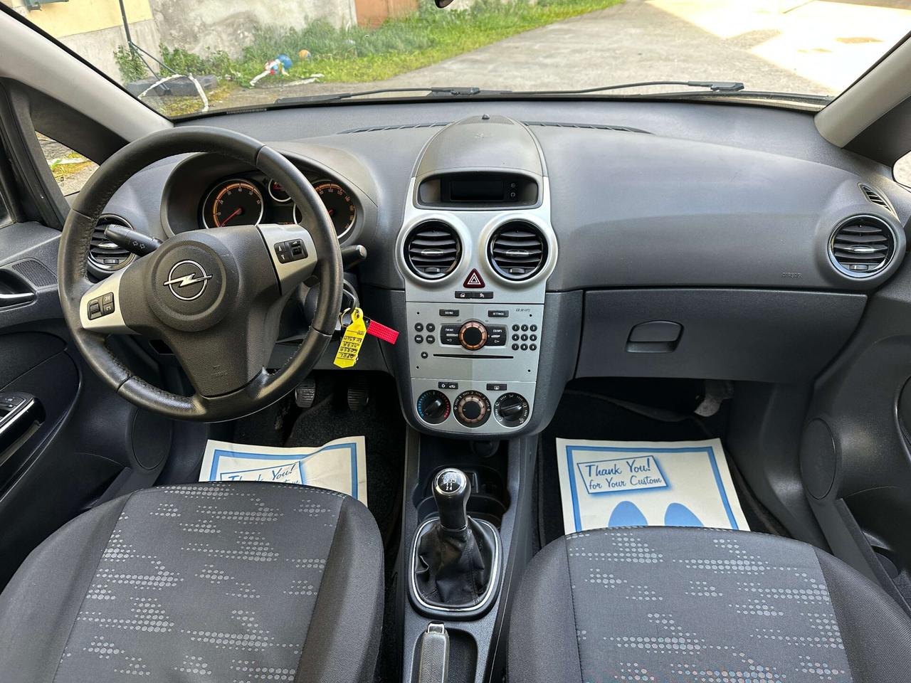 Opel Corsa 1.2 5 porte Club