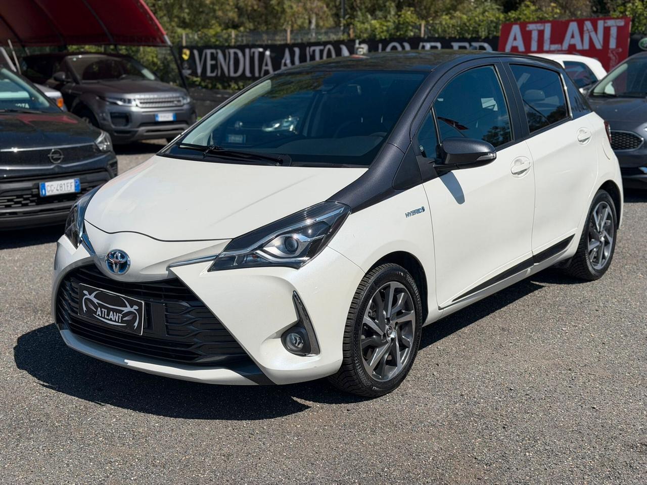 Toyota Yaris 1.5 Hybrid 5 porte Y20 Bitone