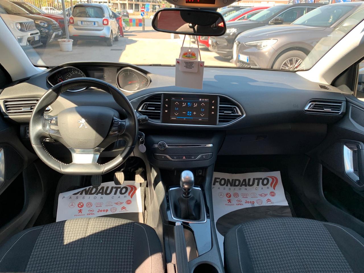 Peugeot 308 BlueHDi 120 S&S EAT6 Allure