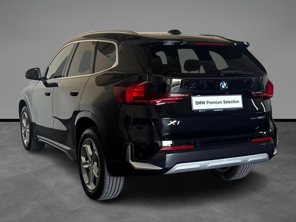 BMW X1 18 d X-Line sDrive DCT